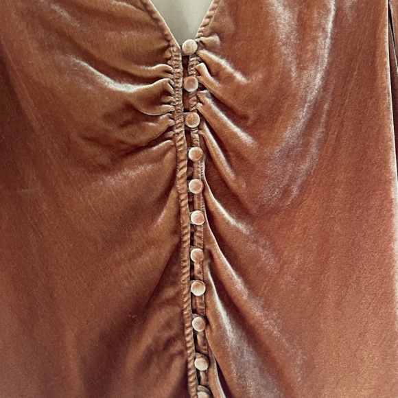 Madewell Velvet Button Down Ruffle Sleeve Blouse Size 6 - Picture 3 of 7